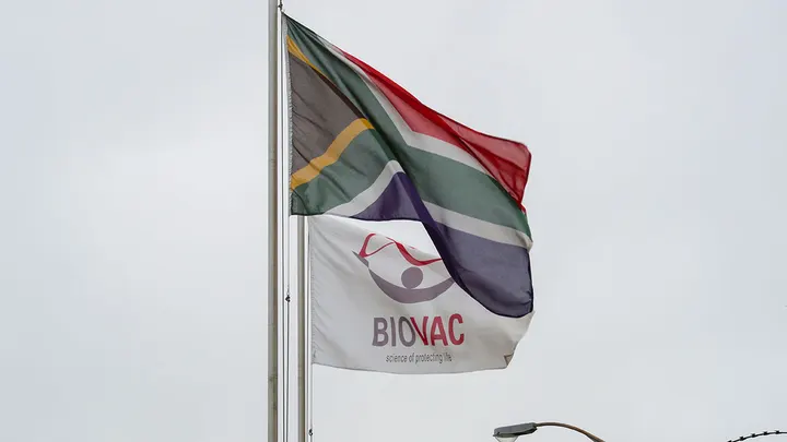 South Africa's ANC party has fielded candidates facing corruption charges. ((REUTERS/Mike Hutchings))